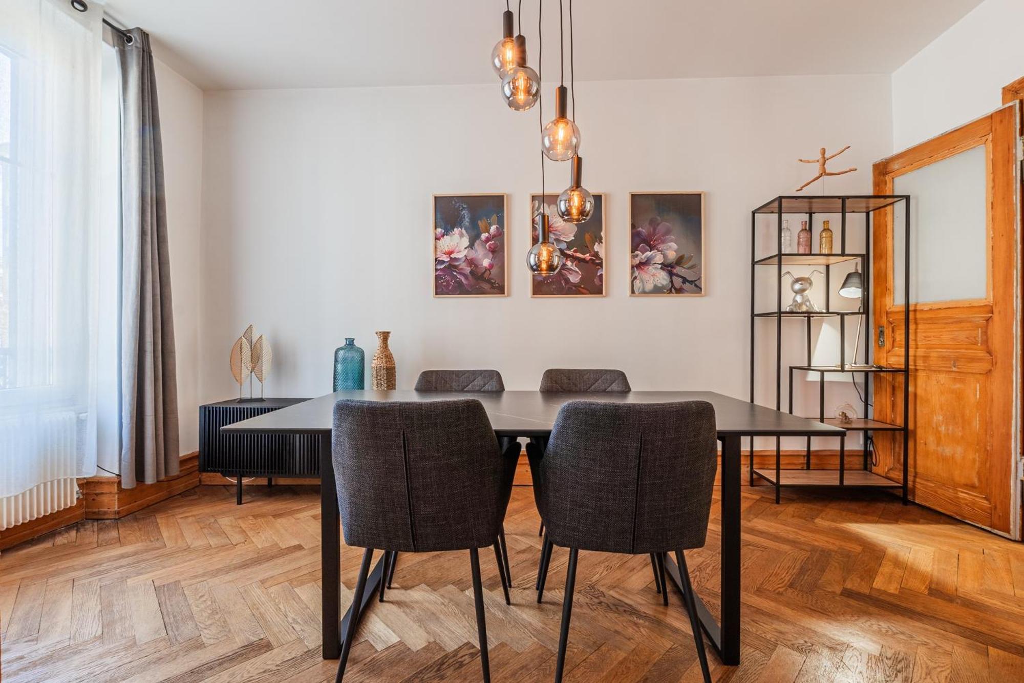 L'Ecrin Strasbourgeois - T3 Avec Grande Terrasse Apartment ภายนอก รูปภาพ